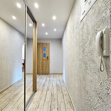 Sunny Centrum Apartment *